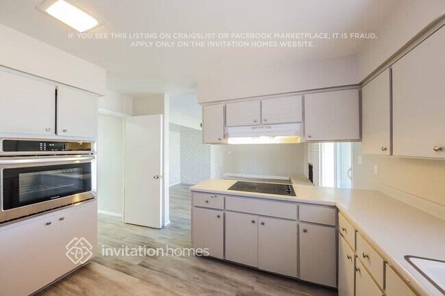 4228 W Mission Ln, Phoenix, AZ 85051 - photo 6