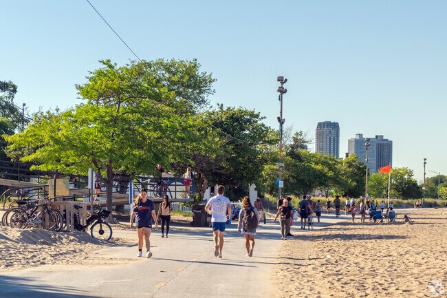 Residents can head east from River North to The Lakefront Trail.