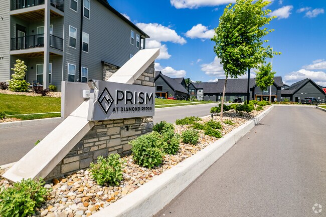 Prism at Diamond Ridge, Moon Township, PA 15108 - photo 4