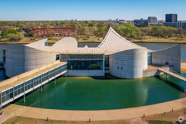 The Exploration Place Is a Fun Way to Learn in the Delano Neighborhood