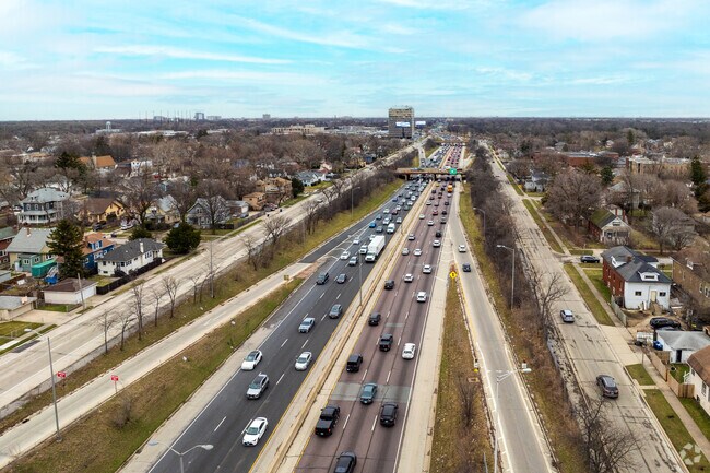 Maywood can be accessed by Interstate 290.