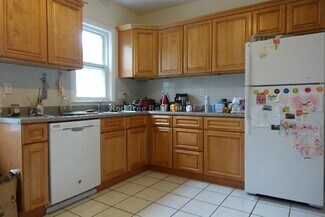 9 Mulford St, Brookline, MA 02445