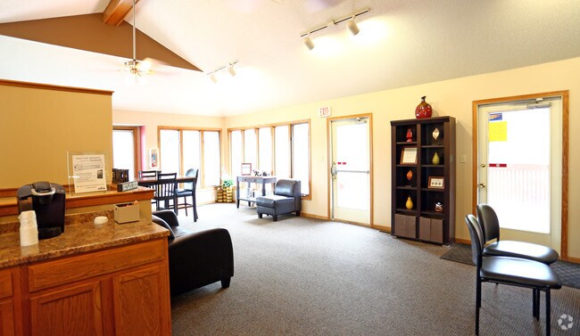 The Pointe on Fleur, Des Moines, IA 50321 - photo 6