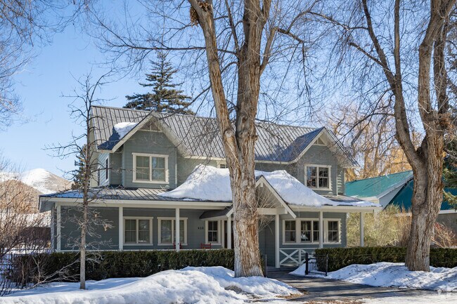 Find victorian colonial and expansive ranch style layouts in downtown Hailey.