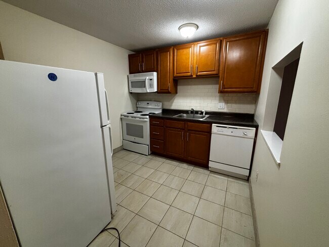 71 Gardner St unit 90-35, Allston, MA 02134 - photo 3