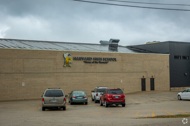 Harvard Junior High School is apart of the Harvard Community Unit School District 50.