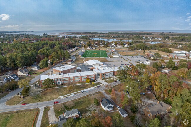 Poquoson Middle School is a great school with an A- rating on Niche.