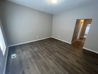 129 Pratt St, Greenfield, IN 46140