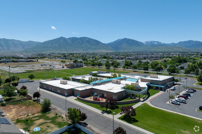 Overtake Elementary School is located in the Tooele neighborhood.