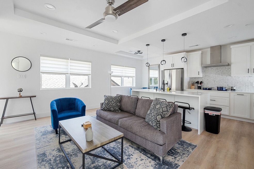 824 Sunset Ave unit ID1024498P, Dallas, TX 75208 - photo 1