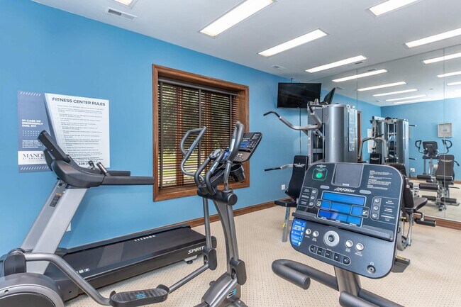 Manors at Knollwood, Clinton Township, MI 48038 - photo 4