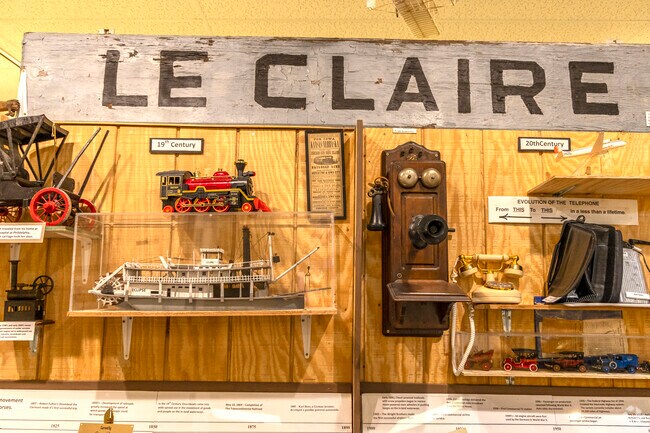 The Buffalo Bill Museum features displays and events in LeClaire.