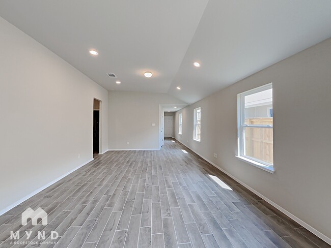 5621 Corso Ct, Austin, TX 78747 - photo 2