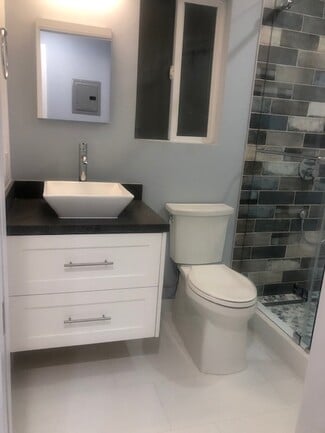 214 42nd St Unit 214 42nd, Manhattan Beach, CA 90266