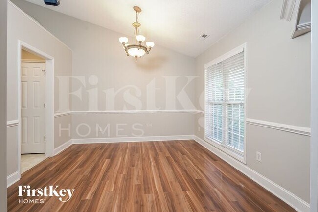 5233 Old Plantation Cir, Winston Salem, NC 27104 - photo 5