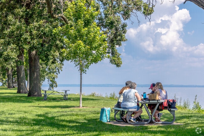 Lakeside parks are just a short walk from Stevens Park.
