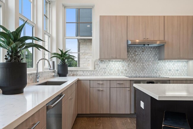 272 Pullman Ct, Round Rock, TX 78664 - photo 5