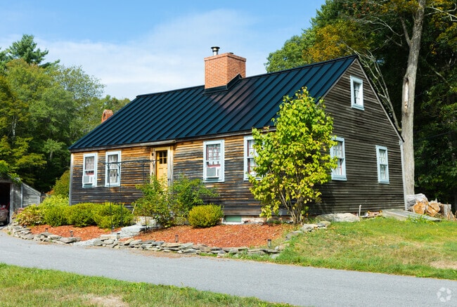 Cape Cod inspired architecture is found throughout Kensington.