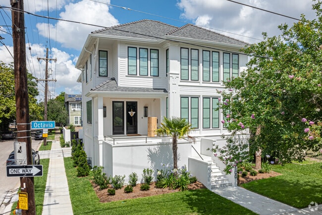 Newly renovated homes can be found in Audubon.