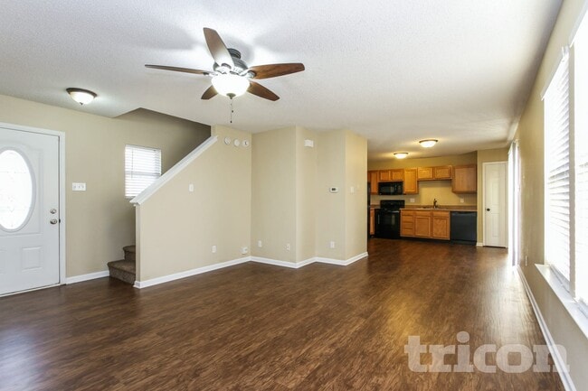 151 Snowflake Cir, Greenwood, IN 46143 - photo 2