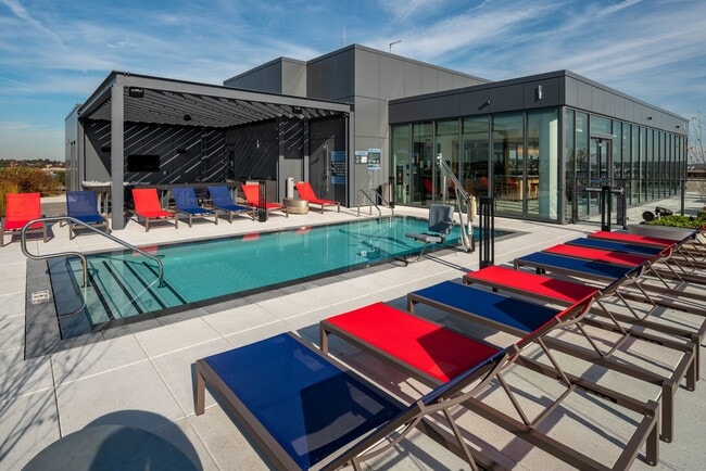 Theory, Washington, DC 20002 - photo 7