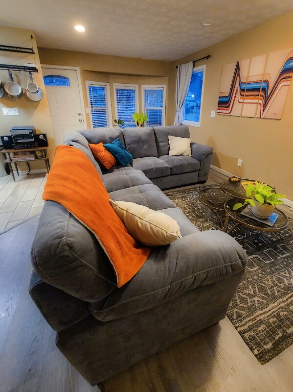 7230 Basel St Unit 3, Anchorage, AK 99507