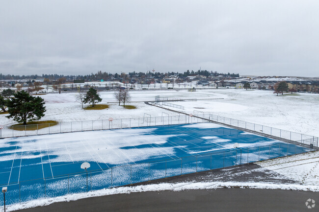 Cheney Middle School offers many tennis courts behind the school.