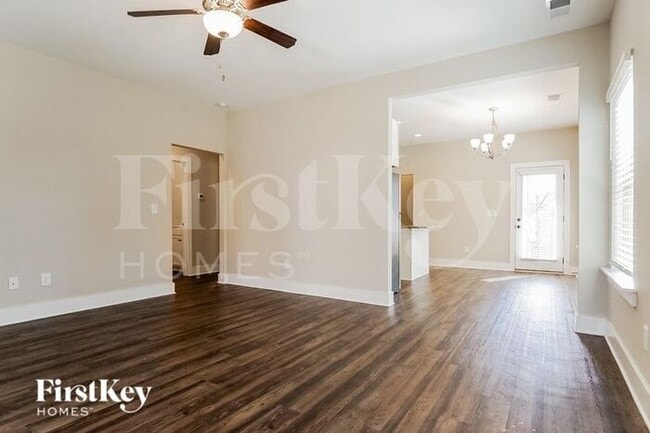 2766 Village Place, Birmingham, AL 35211 - photo 4