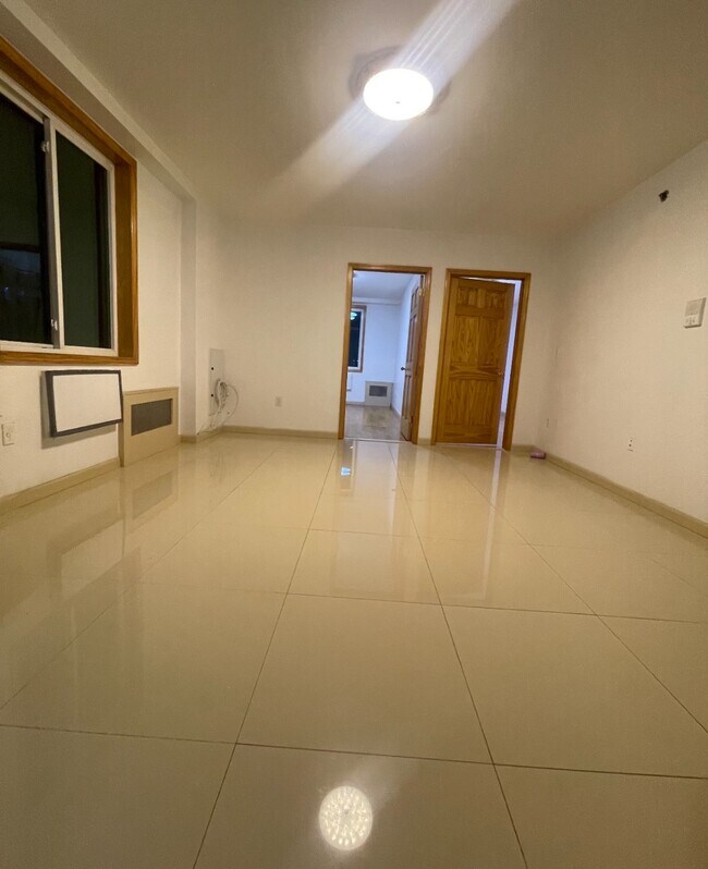 6426 Queens Blvd unit 6D, Woodside, NY 11377 - photo 3