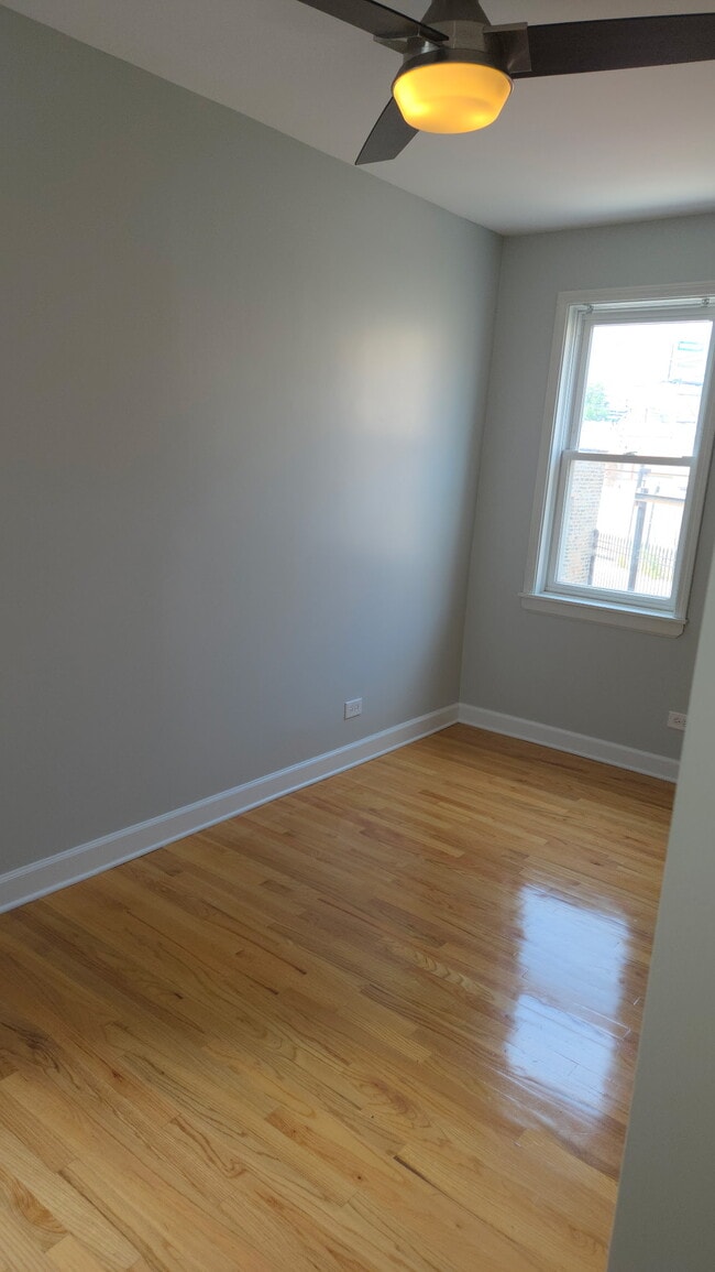 Bedroom#3/ den