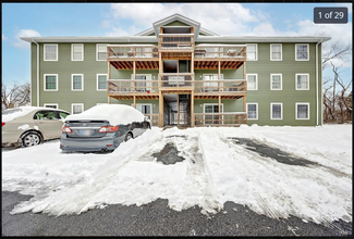 3230 E John Hinkle Place Unit B, Bloomington, IN 47408
