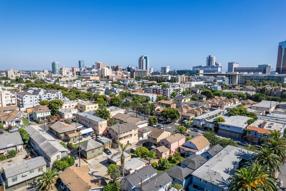 NH_WestVillage_545423_P2_V1_EF_040225