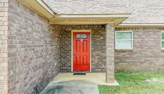 4 Cal Rd Unit B, Fort Mitchell, AL 36856