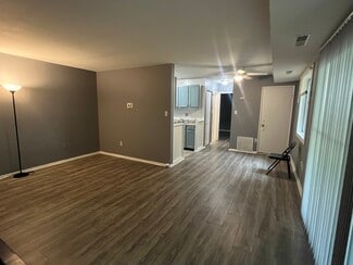 5400 85th Ave Unit 104, New Carrollton, MD 20784