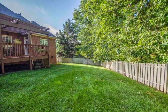 9728 Valley Woods Ln, Knoxville, TN 37922 - photo 7