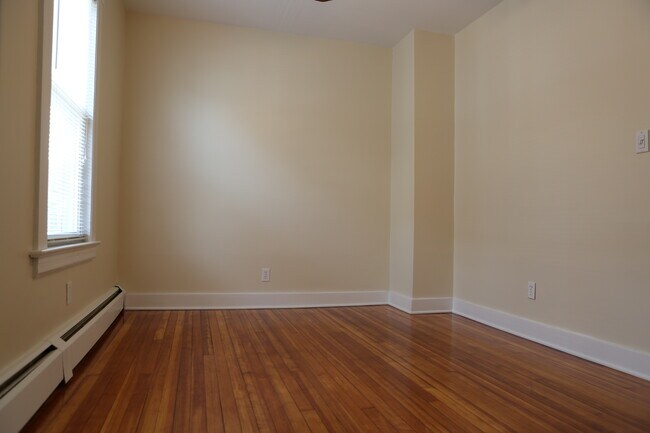 33 S Cherry St unit 1, Wallingford, CT 06492 - photo 5