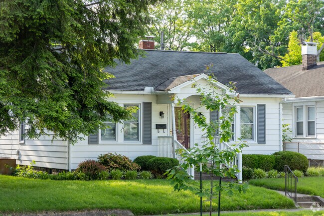 Southland-Sarah Scott has many smaller homes to choose from.