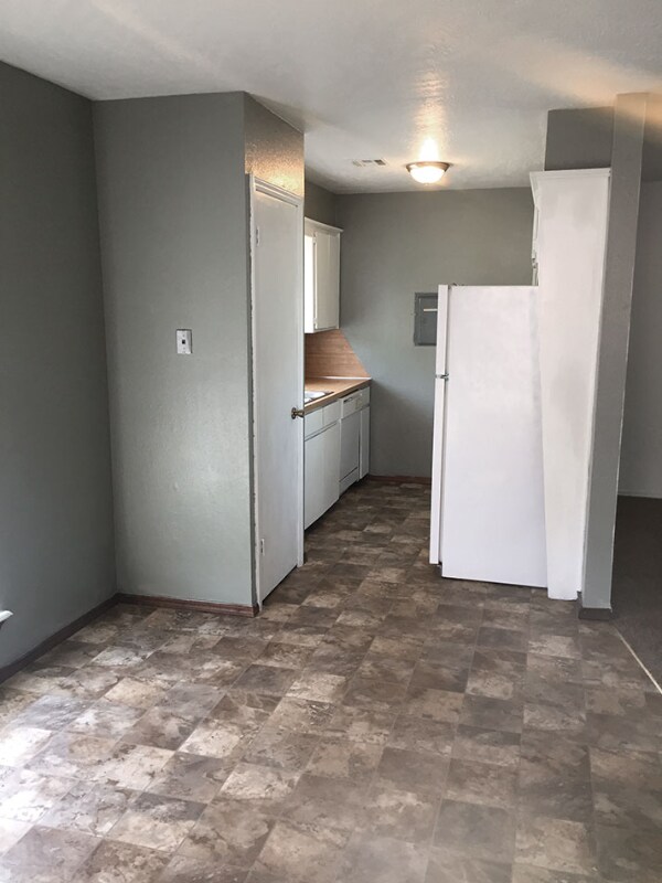 4320 Willowpoint Dr, Norman, OK 73072 - photo 5