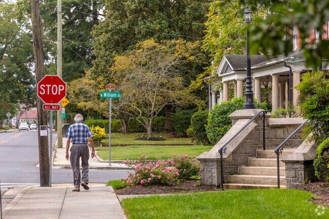 Newtown-North Division has wide sidewalks and cross walks, making it great for a stroll.