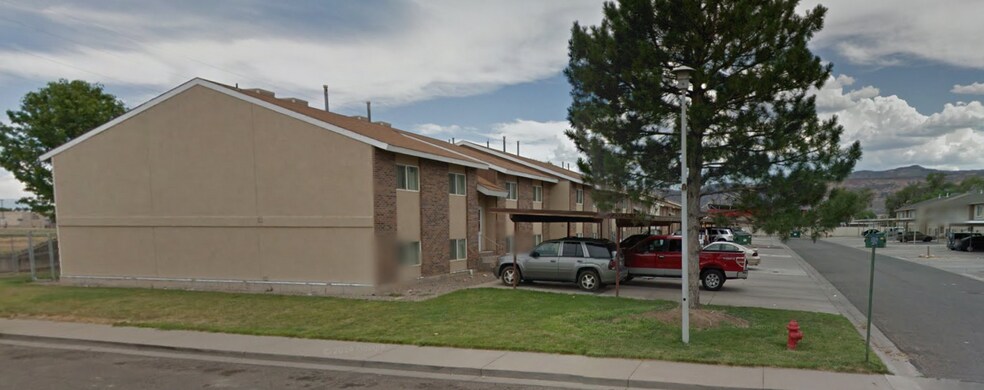 812 E Cedar Ct unit A, Fruita, CO 81521 - photo 1