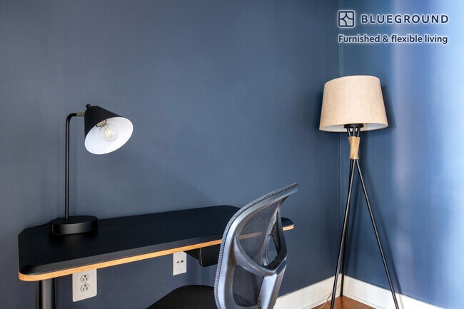 425 L St NW unit FL10-ID1, Washington, DC 20001 - photo 4