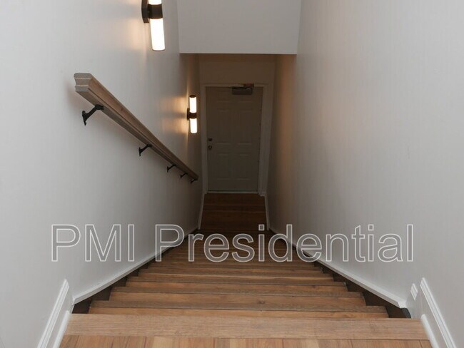 107 W Brookland Park Blvd unit Suite 2, Richmond, VA 23222 - photo 2