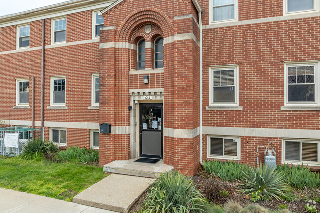St Augustine Elementary School offers a dynamic learning environment.