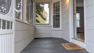 6 Prospect St Unit 1, Cranston, RI 02910