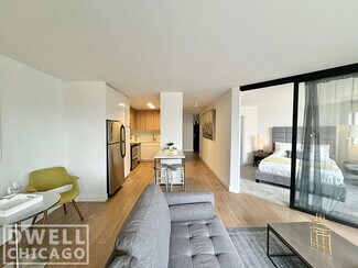 2626 N Clark St Unit 1, Chicago, IL 60614