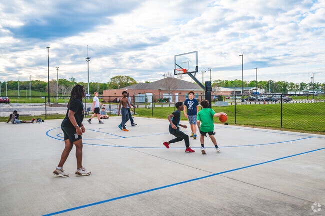 The USA Campus hosts a basketball court close to Westhill.