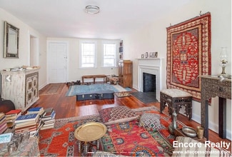 27 Gibson St Unit 6D, Cambridge, MA 02138