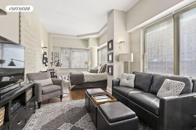 The Residences at Worldwide Plaza, New York, NY 10019 - photo 3