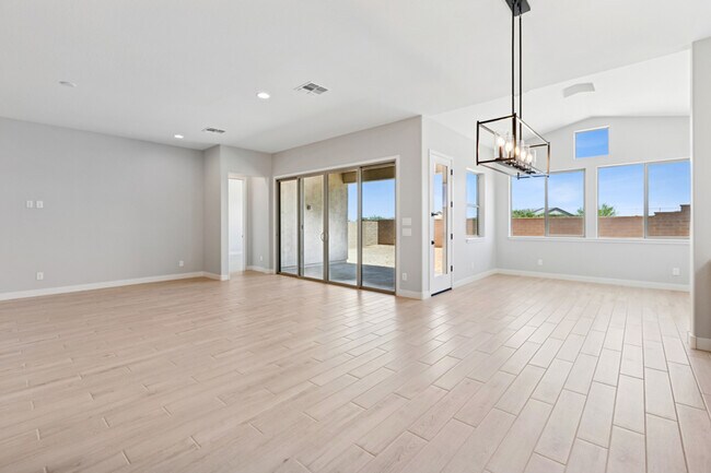 21569 W Pierson St, Buckeye, AZ 85396 - photo 7