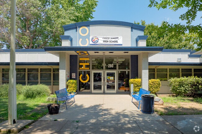 Students at Chico Jr. High thrive.